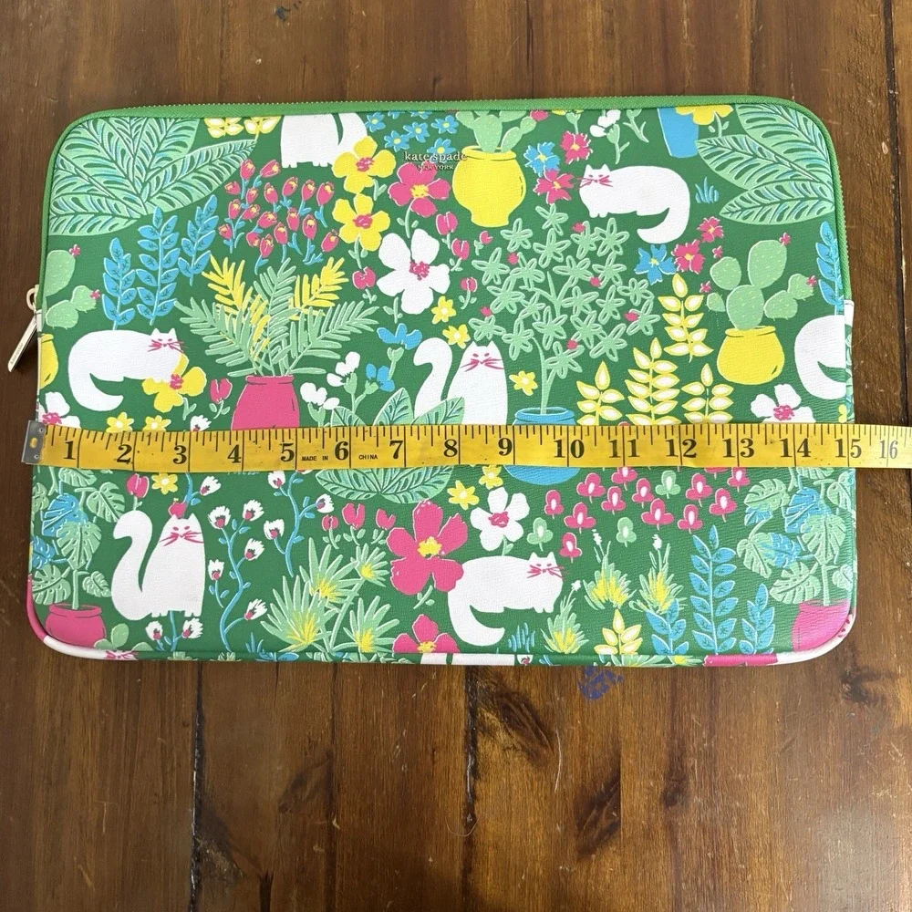 Kate Spade Laptop Sleeve Green Garden Party Posey Cat Floral Plants Kitty Cat